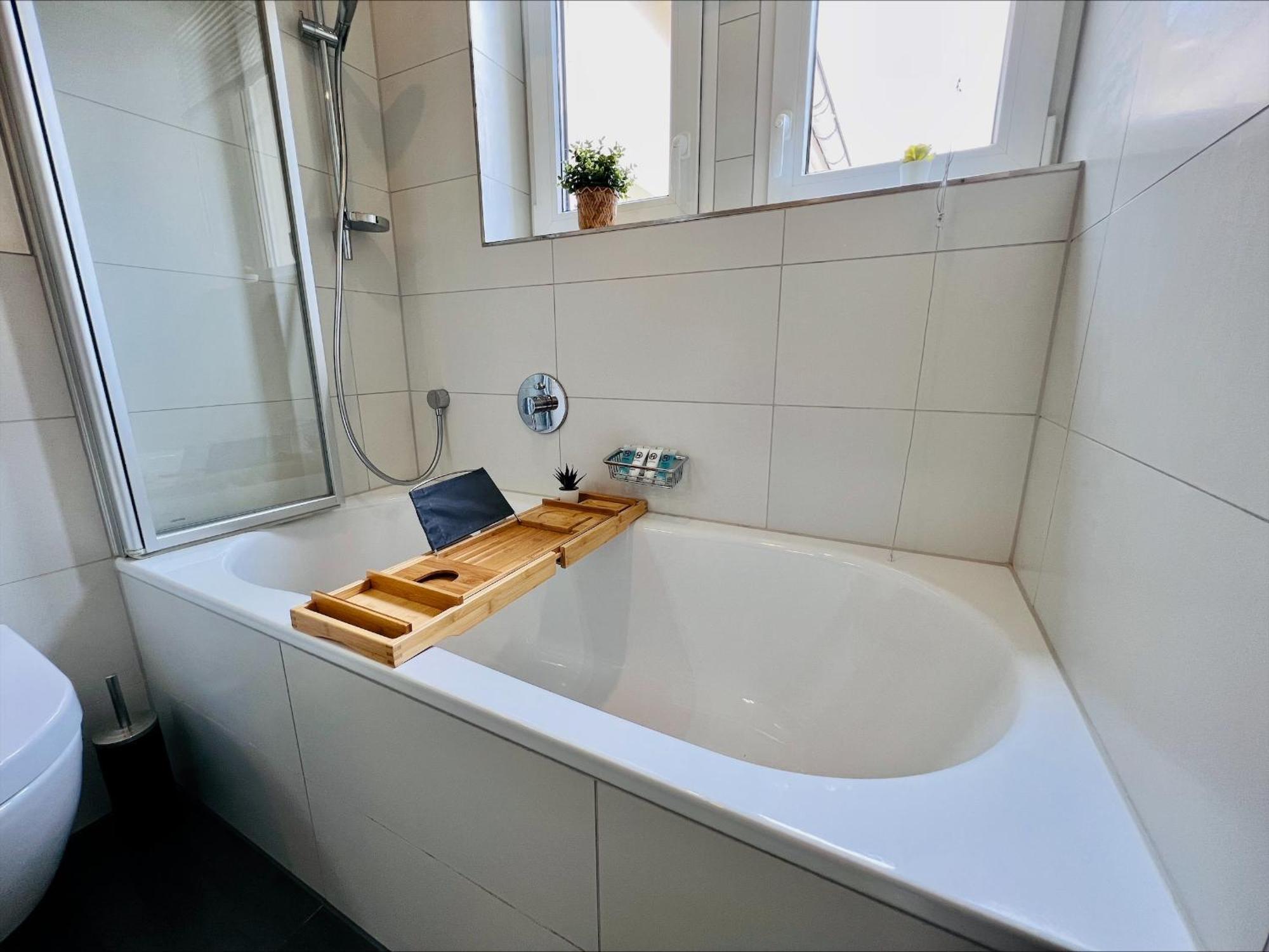 Immo-Vision Komfort & Entspannung Koblenz-Hauptbahnhof-Zentral Koblenz  Buitenkant foto